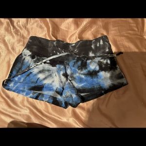 new blue tie dye hard tails.